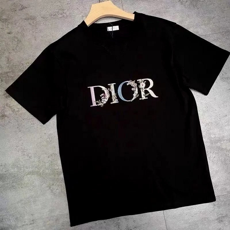 Dior Black Distressed-Logo Tee Review: Two Weeks Under a Backpack Strap at $4.33